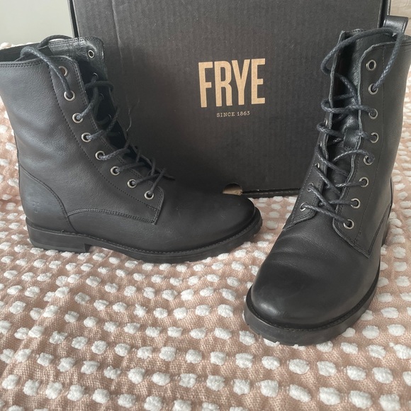 Frye Natalie Lace Up Combat Boot - Picture 3 of 4